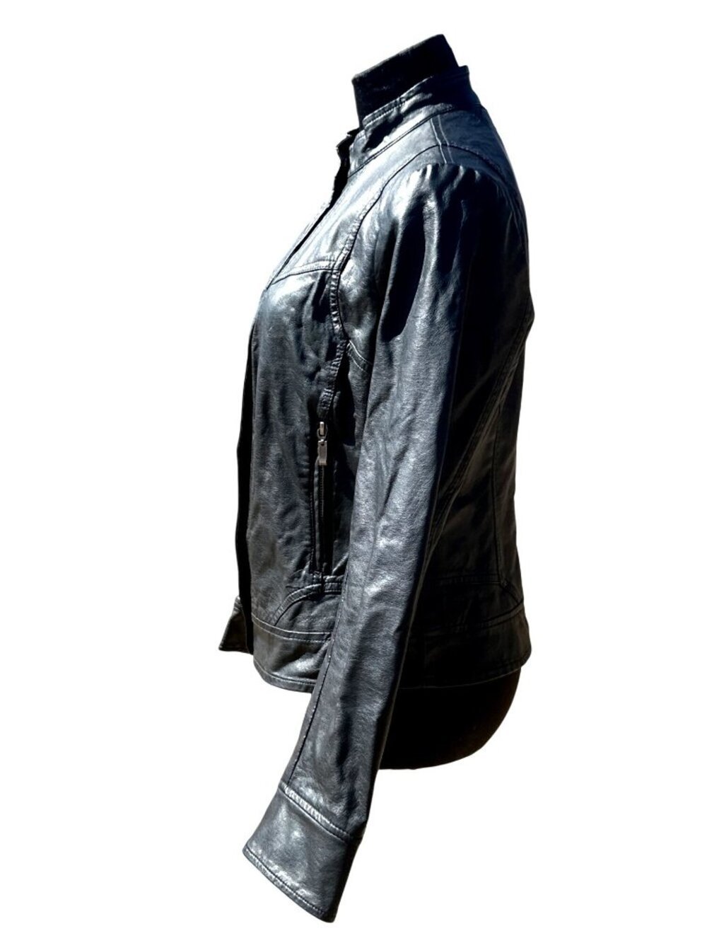 Bernardo Size M Black Faux Leather Moto Jacket Dark Academia Street Chic Luxe NY - Picture 3 of 12